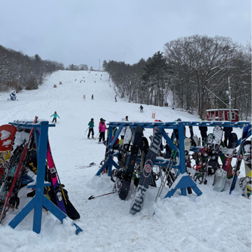 Picture of Seasonal On-Site Ski Rental